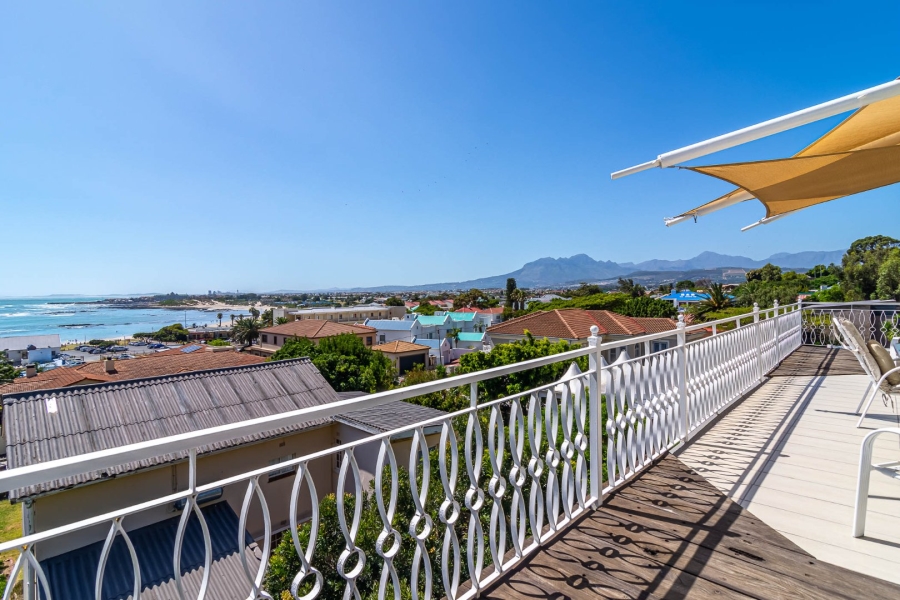 11 Bedroom Property for Sale in Gordons Bay Village Western Cape